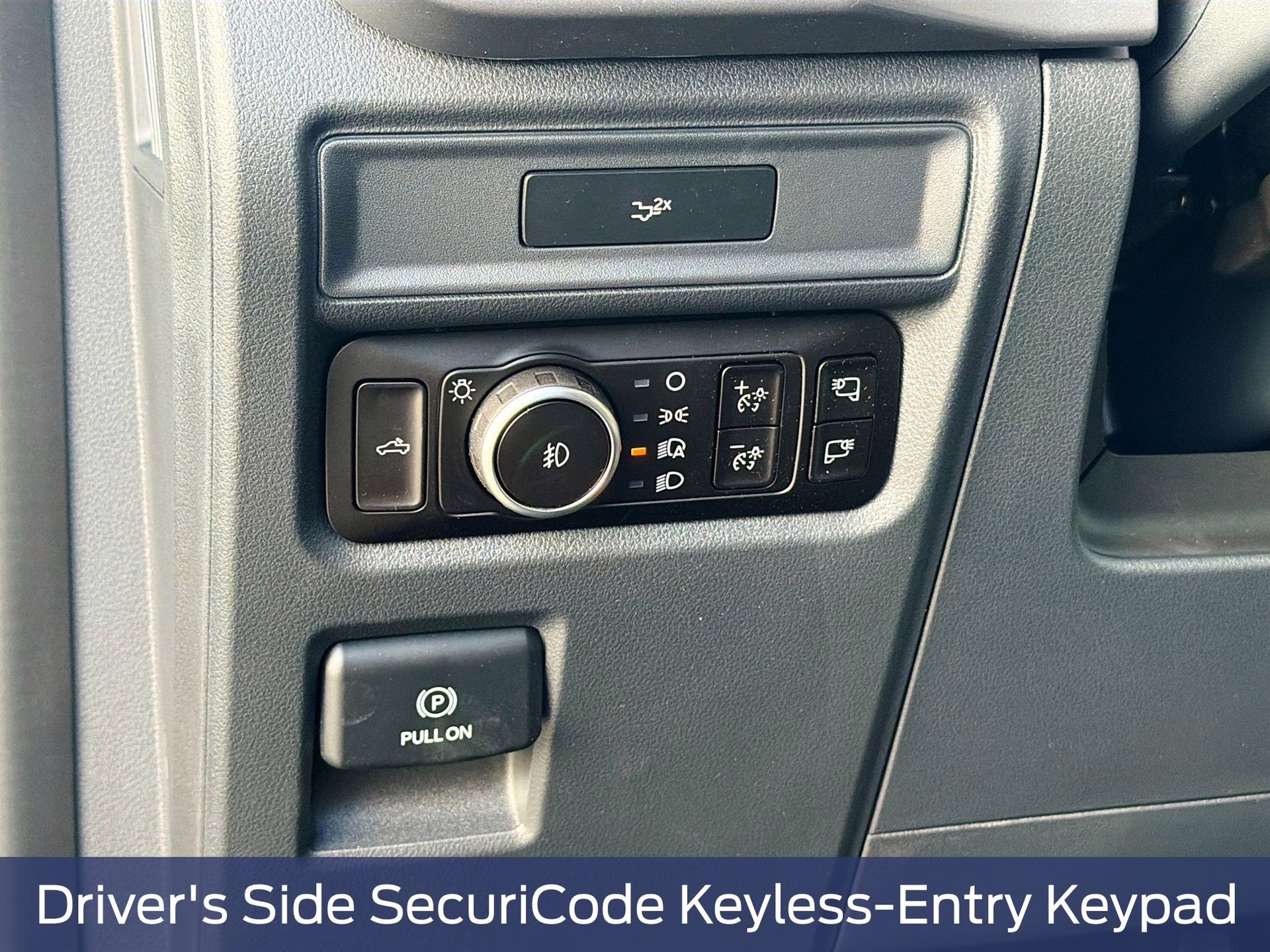 2026 Agate Black Metallic Ford F-150 XLT RWD Truck