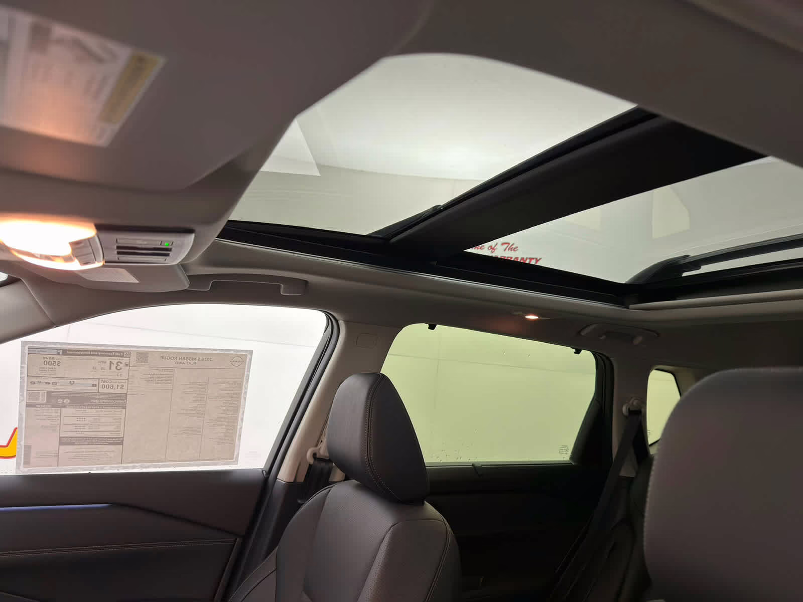 2026 Everest White Pearl/Super Black Nissan Rogue Platinum AWD SUV