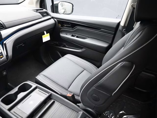 2026 Crystal Black Pearl Honda Odyssey Elite FWD Van