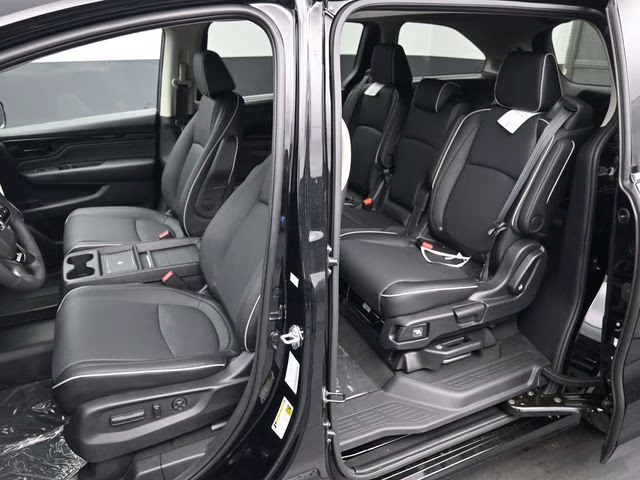 2026 Crystal Black Pearl Honda Odyssey Elite FWD Van