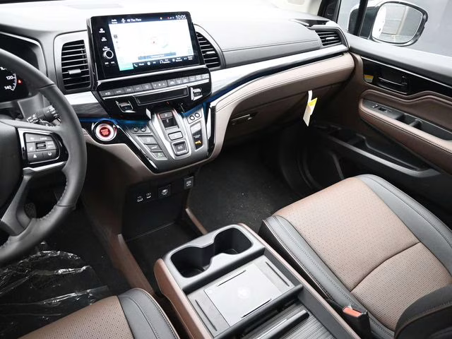 2026 Platinum White Pearl Honda Odyssey Elite FWD Van