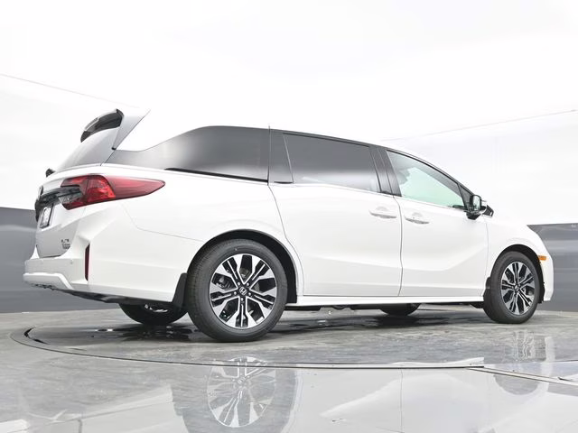 2026 Platinum White Pearl Honda Odyssey Elite FWD Van