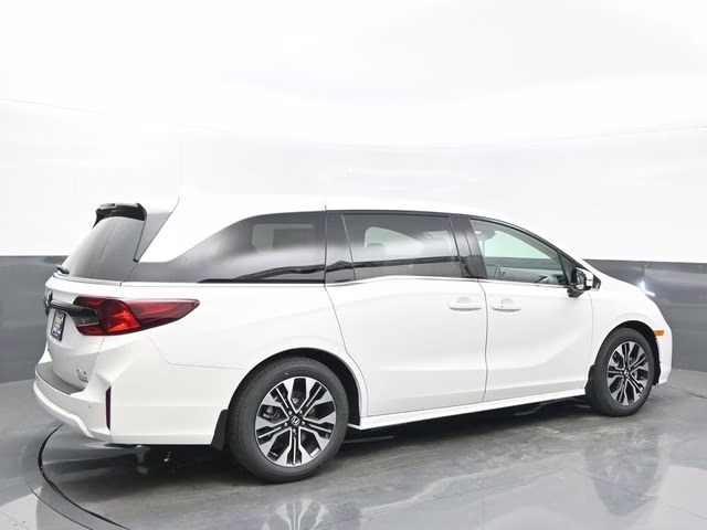 2026 Platinum White Pearl Honda Odyssey Elite FWD Van