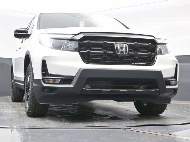 2026 Platinum White Pearl Honda Ridgeline Black Edition AWD Truck