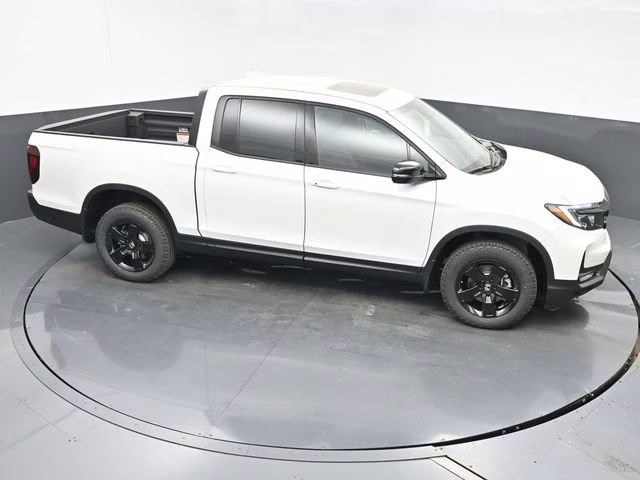 2026 Platinum White Pearl Honda Ridgeline Black Edition AWD Truck