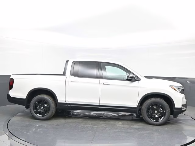 2026 Platinum White Pearl Honda Ridgeline Black Edition AWD Truck