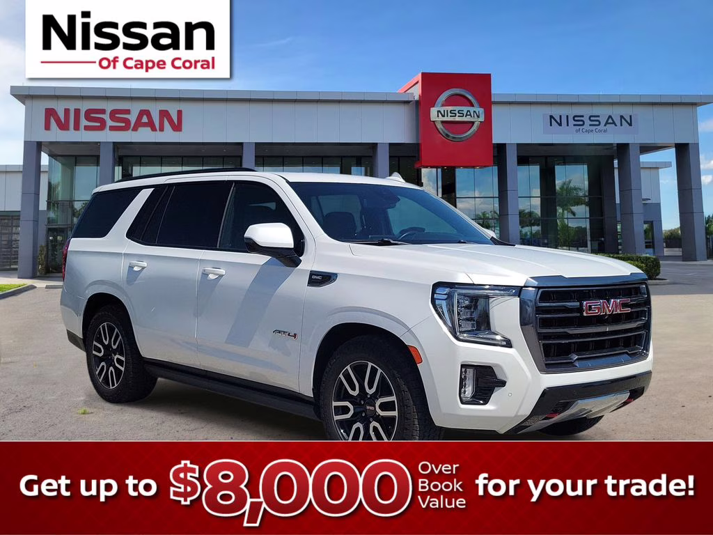 2023 White Frost Tricoat GMC Yukon AT4 4X4 SUV