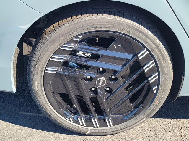 2026 Atlantic Gray/Super Black Nissan Sentra SR FWD Sedan