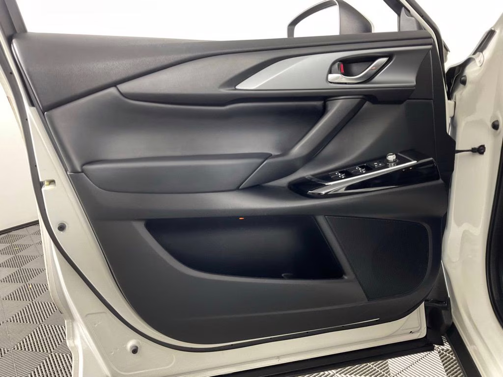 2023 Snowflake White Pearl Mazda CX-9 Touring AWD SUV
