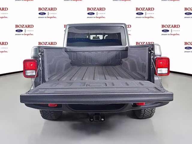 2023 Granite Crystal Metallic Clearcoat Jeep Gladiator Rubicon 4X4 Truck