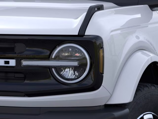 2026 Oxford White Ford Bronco Outer Banks 4X4 SUV