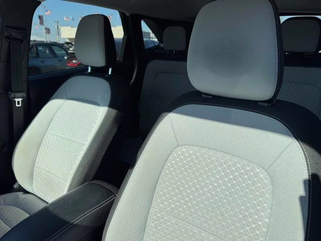 2023 Silver Metallic Ford Escape Active AWD SUV