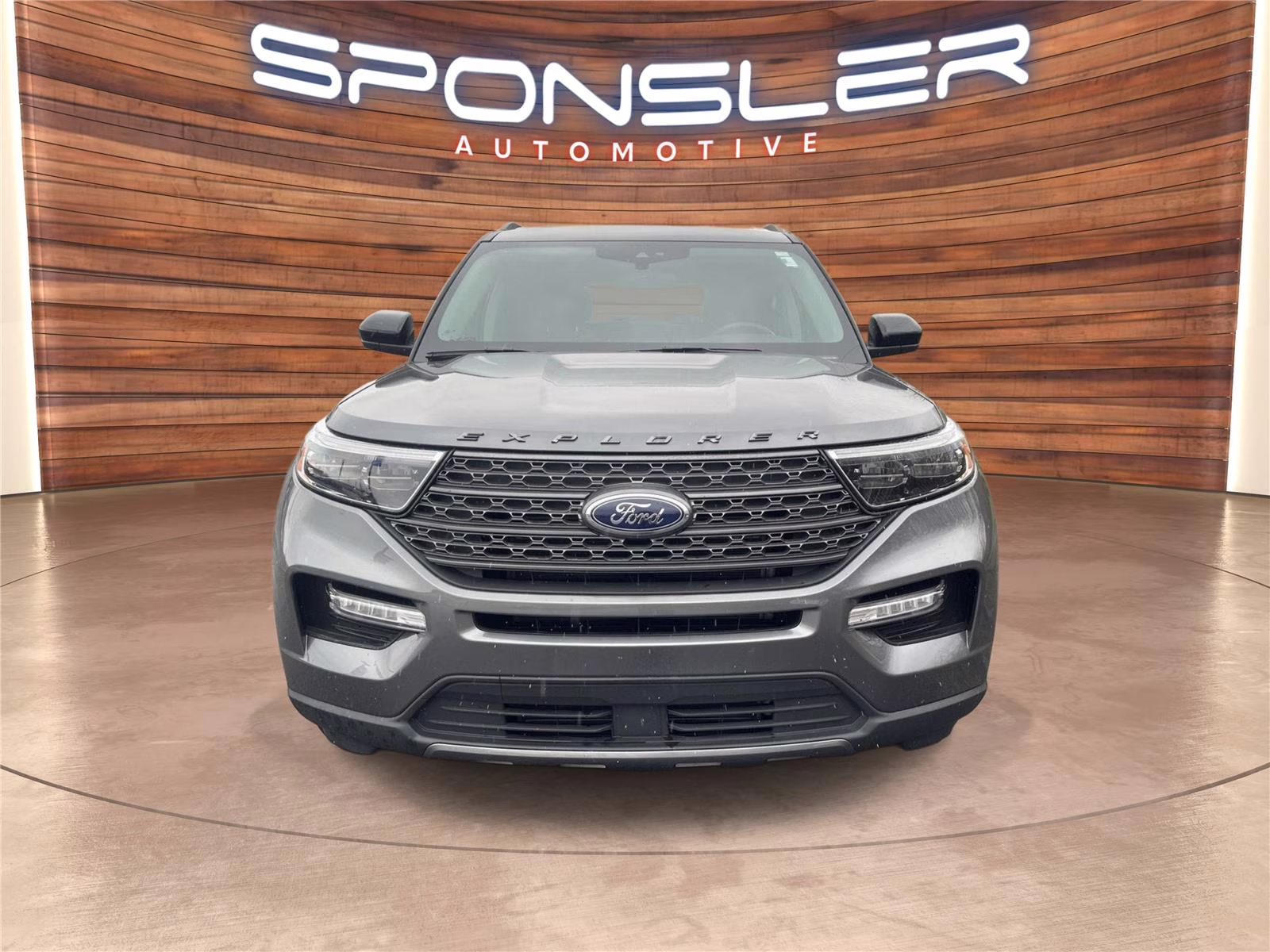 2023 Carbonized Gray Metallic Ford Explorer XLT 4X4 SUV