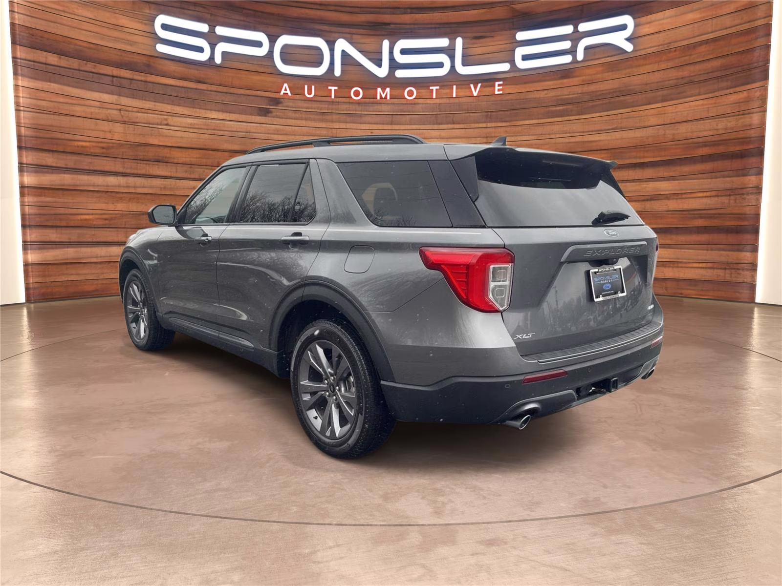 2023 Carbonized Gray Metallic Ford Explorer XLT 4X4 SUV