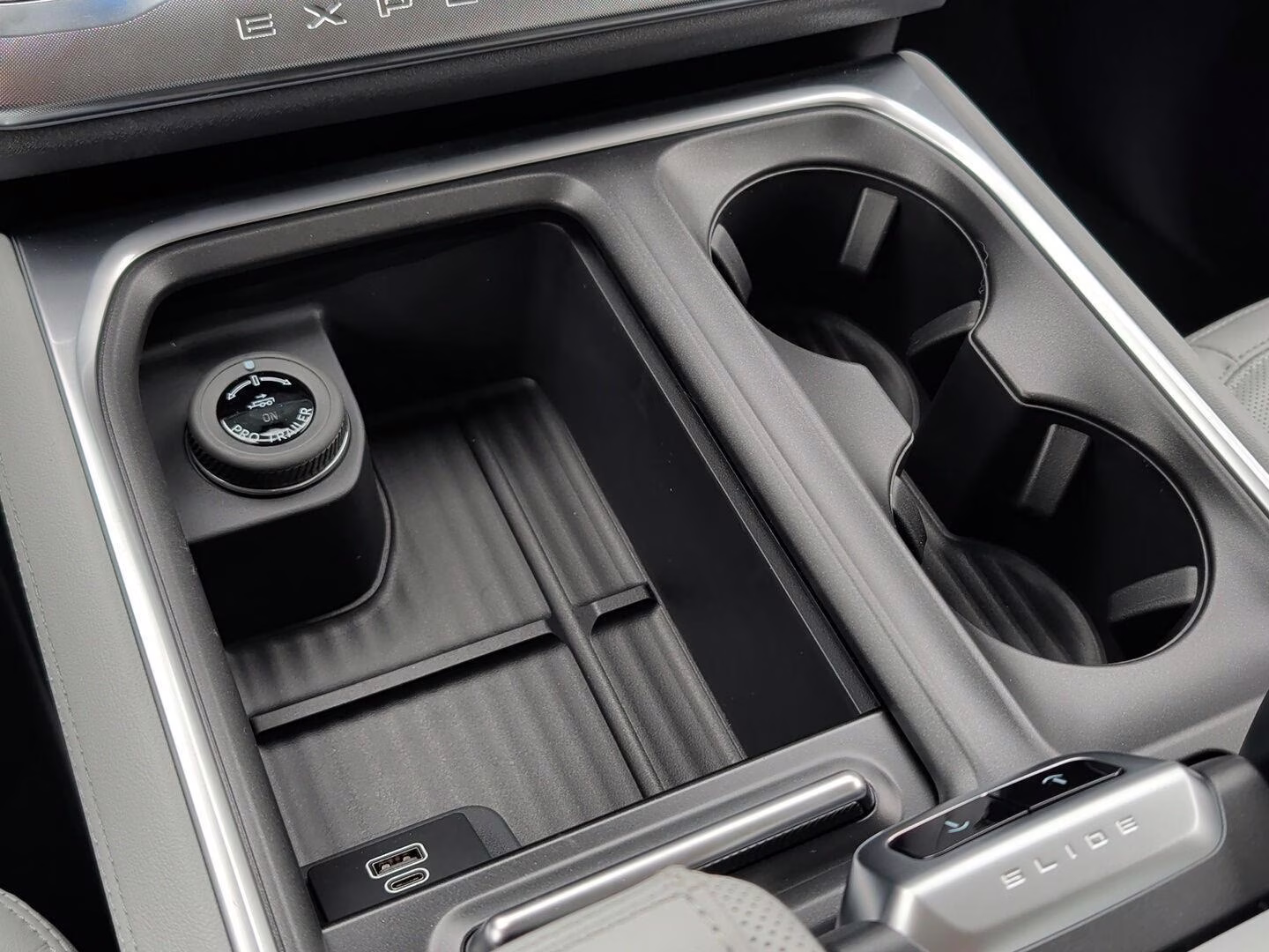 2026 Glacier Gray Metallic Tri-Coat Ford Expedition Max Platinum 4X4 SUV