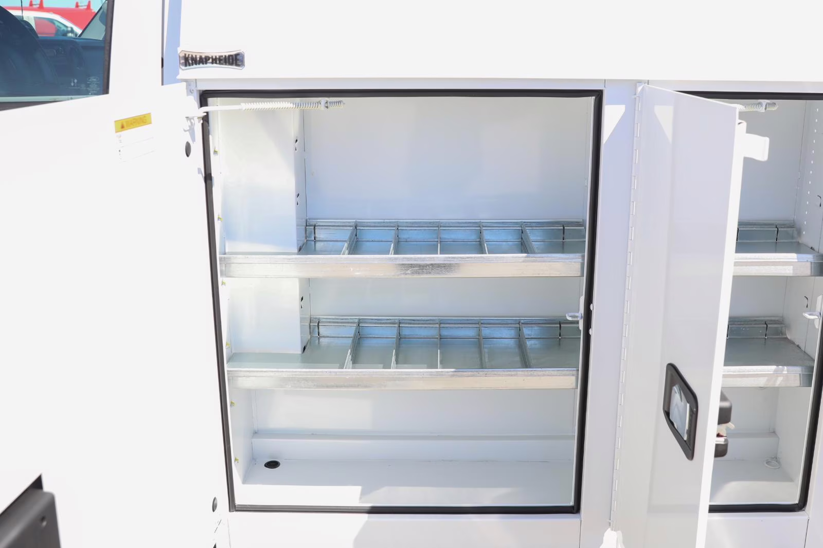 2026 Oxford White Ford E-Series Cutaway Base RWD Specialty Vehicle