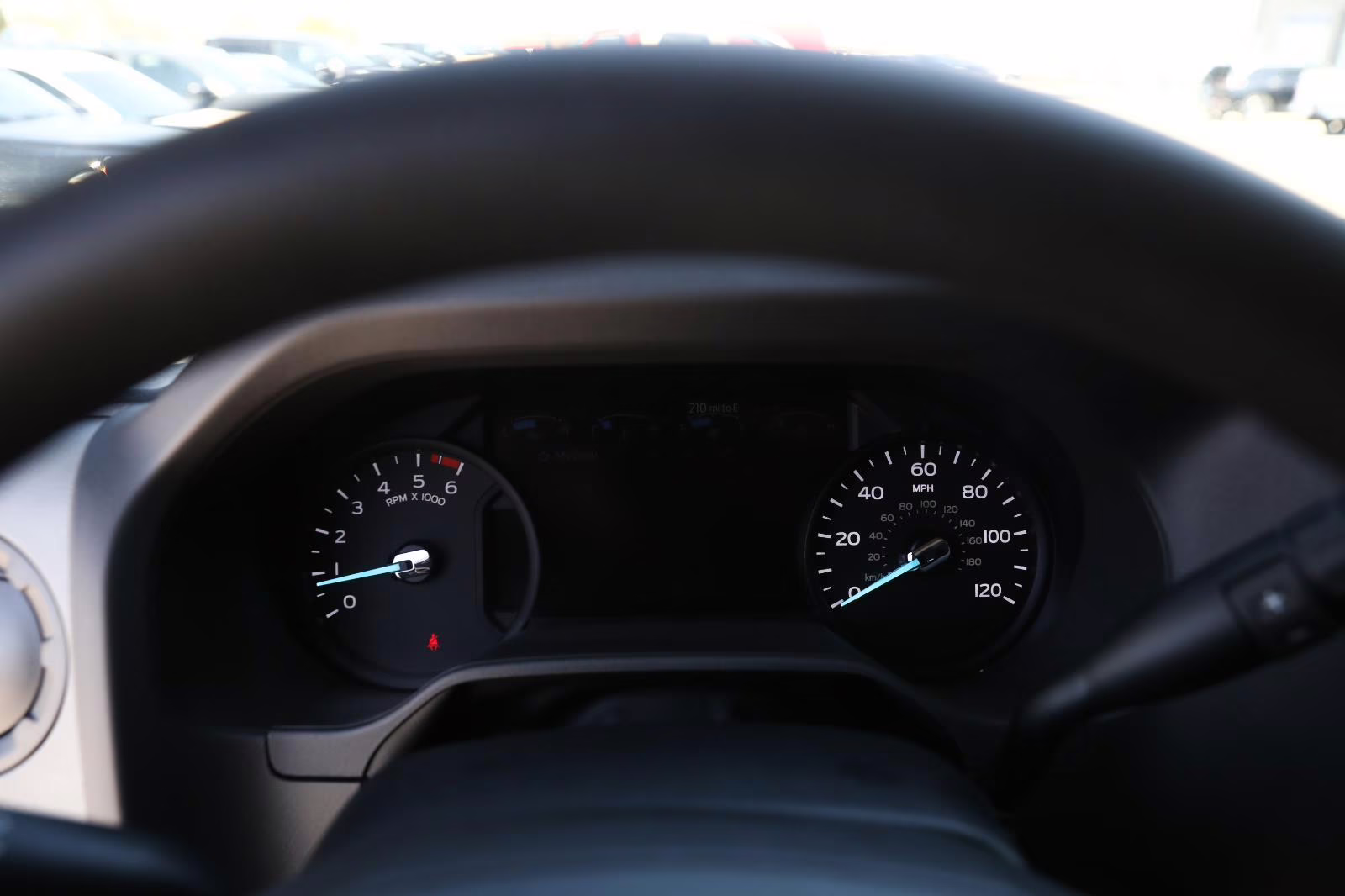 2026 Oxford White Ford E-Series Cutaway Base RWD Specialty Vehicle