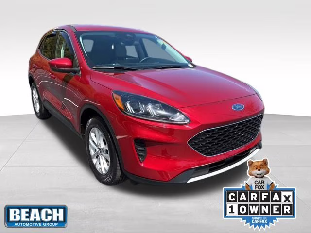 2021 Red Metallic Ford Escape SE FWD SUV