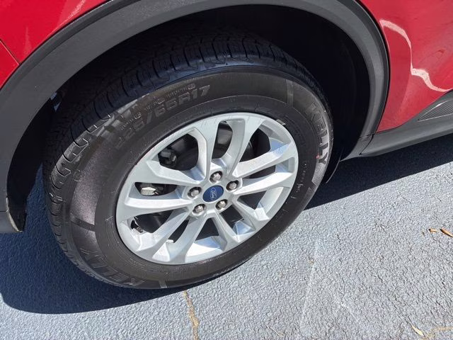 2021 Red Metallic Ford Escape SE FWD SUV