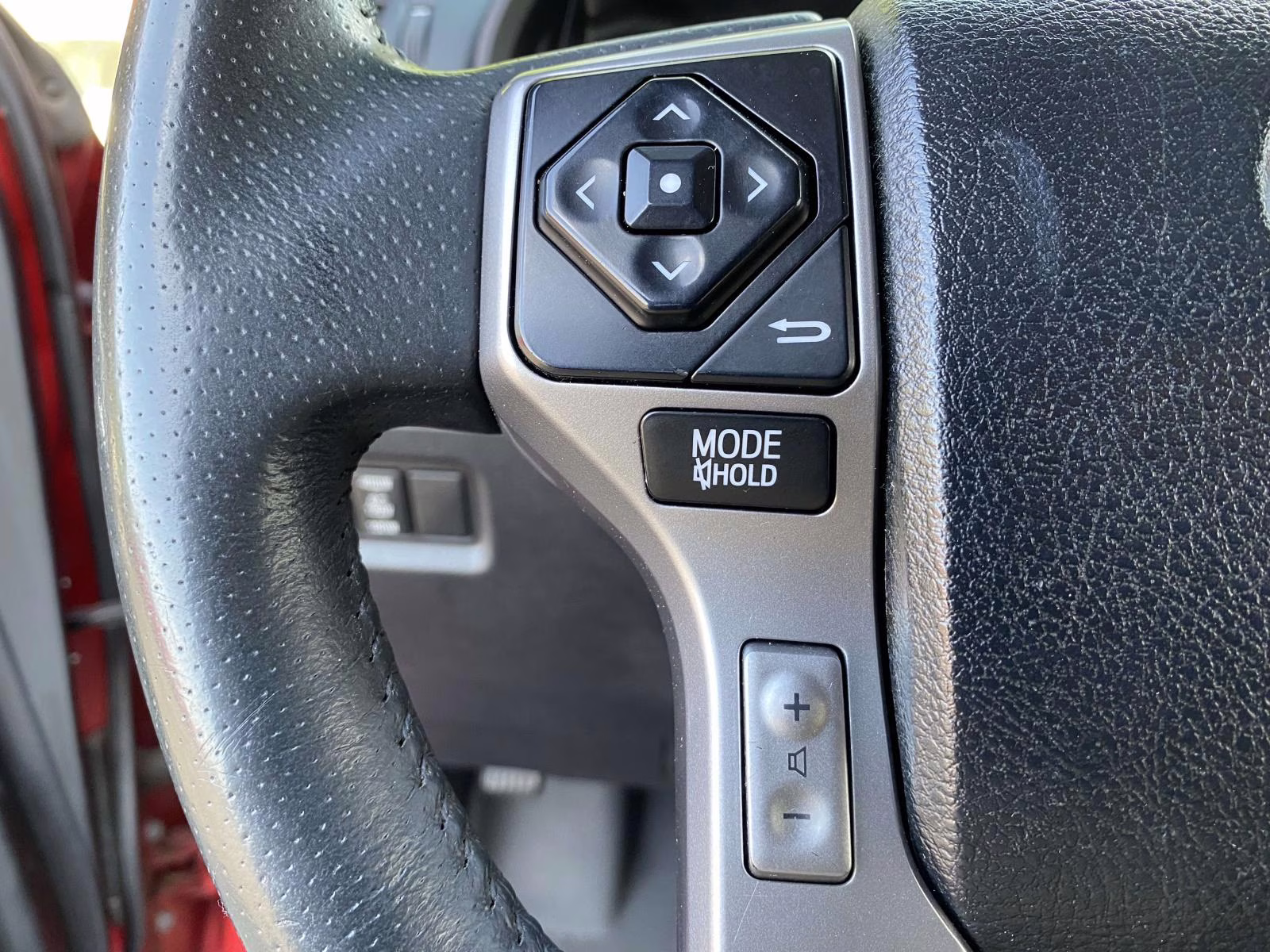 2016 Barcelona Red Metallic Toyota 4Runner SR5 4X4 SUV