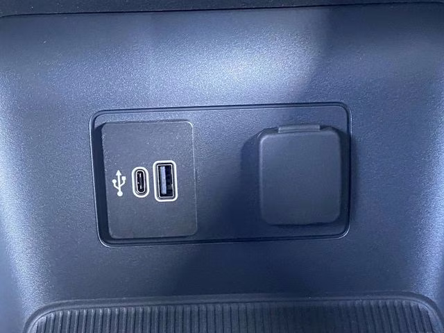 2026 Agate Black Metallic Ford Explorer ST-Line RWD SUV