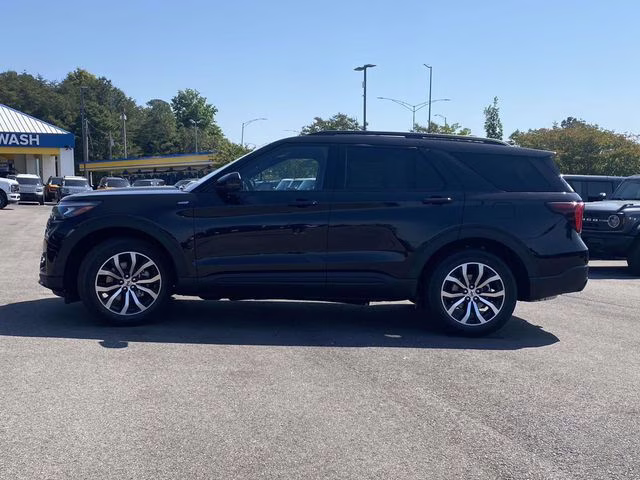 2026 Agate Black Metallic Ford Explorer ST-Line RWD SUV