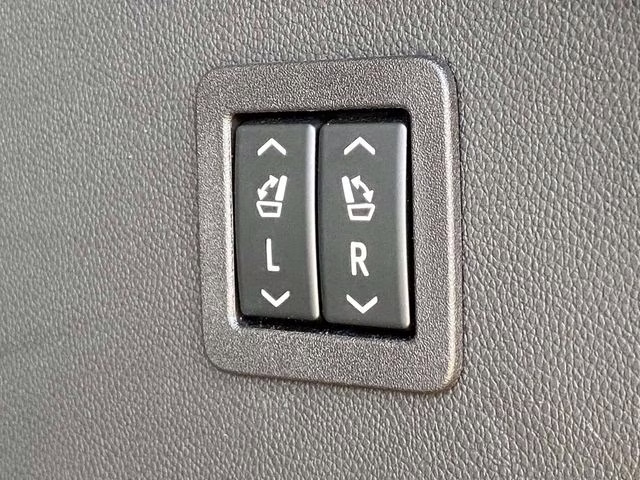 2021 White Frost Tricoat Buick Enclave Avenir AWD SUV