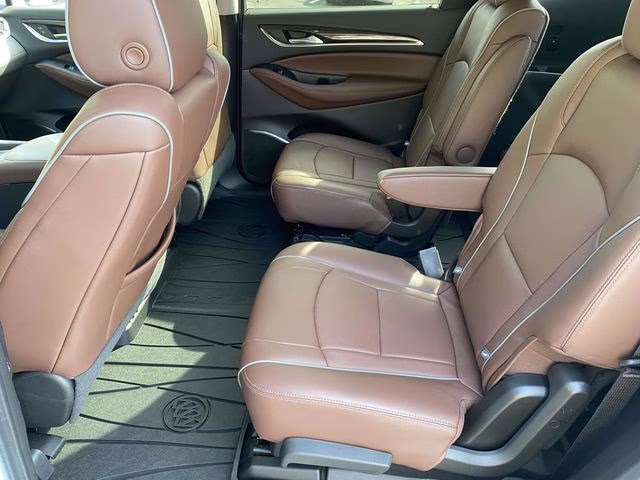 2021 White Frost Tricoat Buick Enclave Avenir AWD SUV