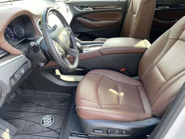 2021 White Frost Tricoat Buick Enclave Avenir AWD SUV