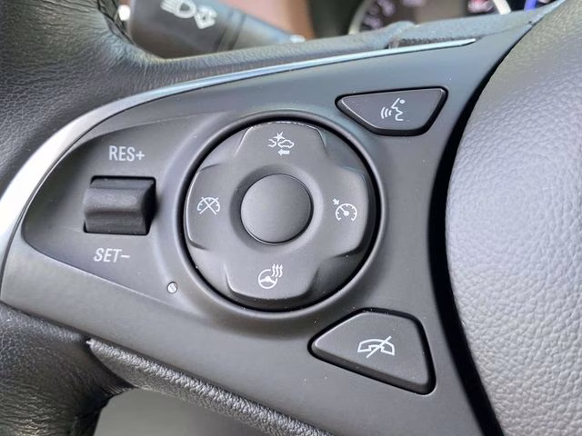 2021 White Frost Tricoat Buick Enclave Avenir AWD SUV