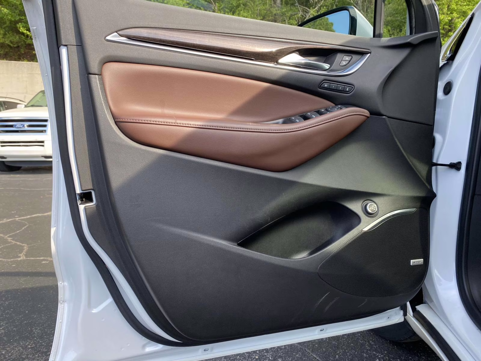 2021 White Frost Tricoat Buick Enclave Avenir AWD SUV