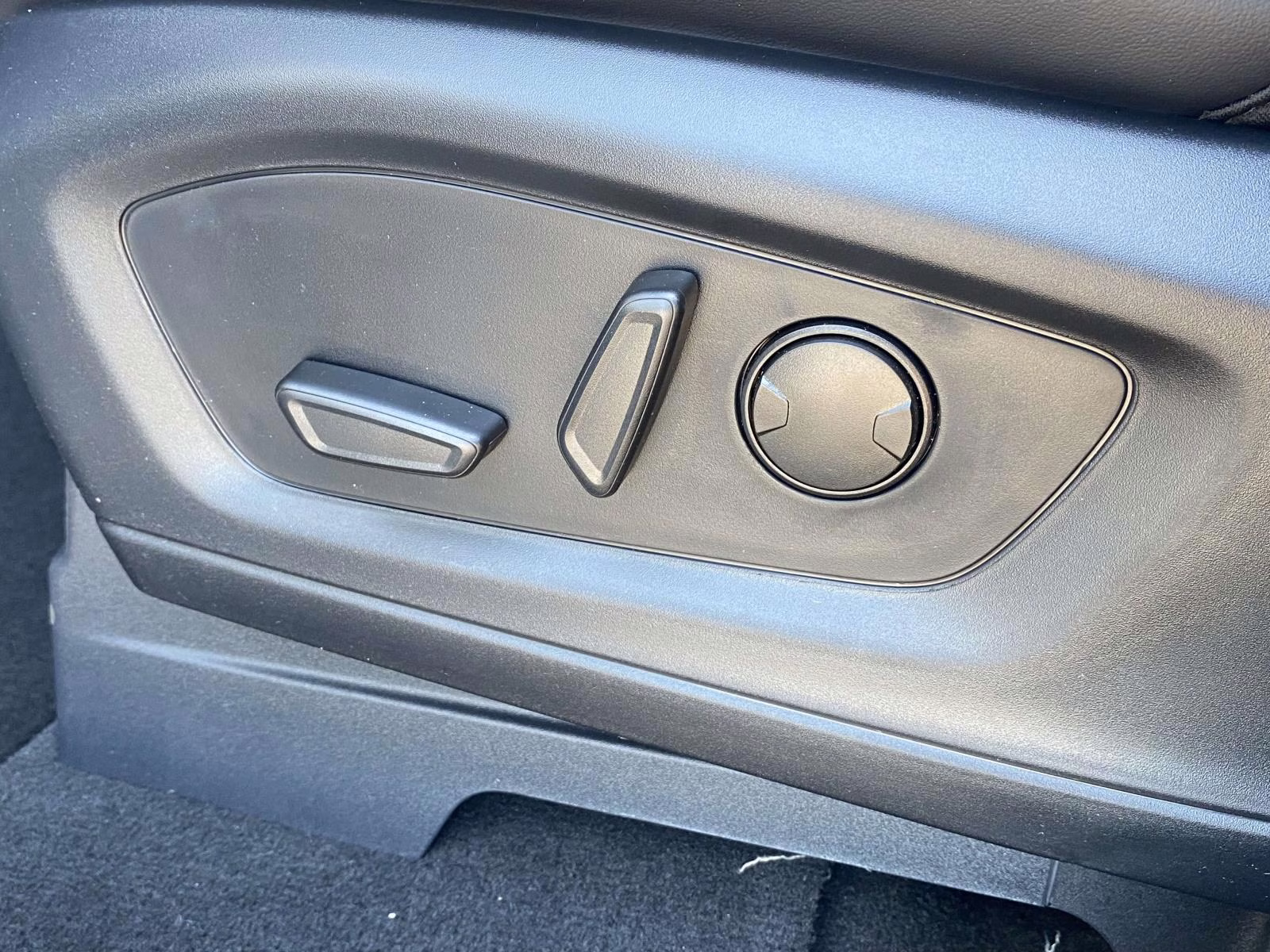 2026 Carbonized Gray Metallic Ford Explorer ST-Line RWD SUV