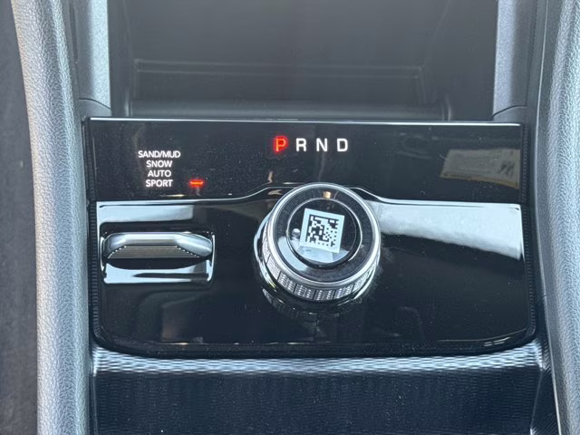 2026 Bright White Clearcoat Jeep Grand Cherokee Limited 4X4 SUV