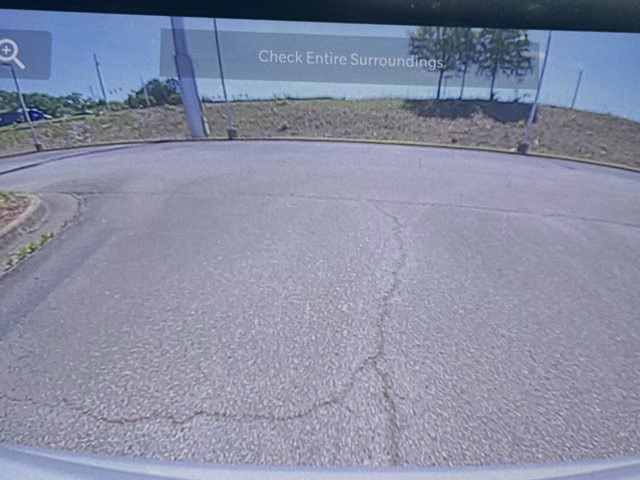 2026 Silver Zynith Metallic Clearcoat Jeep Compass Latitude Altitude 4X4 SUV