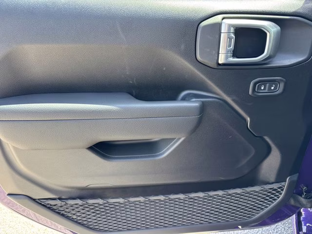 2026 Reign Jeep Wrangler Sport 4X4 Convertible