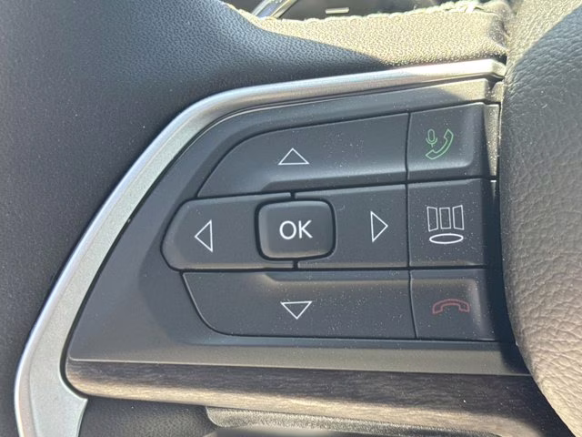 2026 Bright White Clearcoat Jeep Grand Cherokee Limited 4X4 SUV