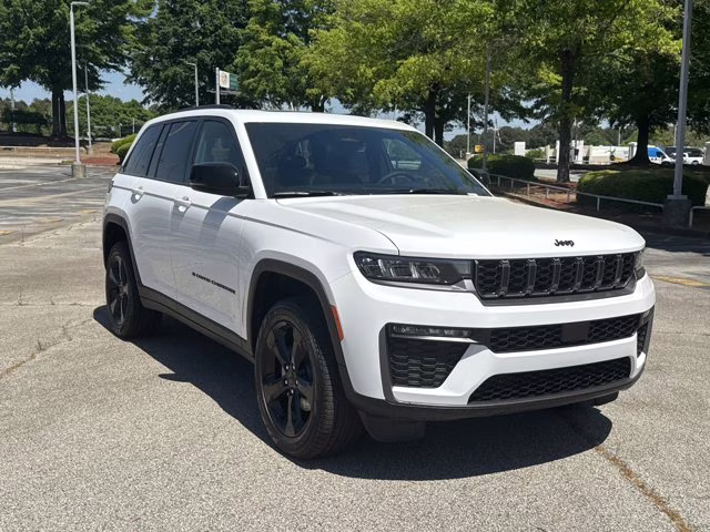 2026 Bright White Clearcoat Jeep Grand Cherokee Limited 4X4 SUV