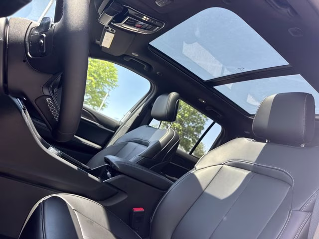 2026 Bright White Clearcoat Jeep Grand Cherokee Limited 4X4 SUV