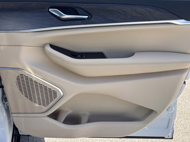 2026 Bright White Clearcoat Jeep Grand Cherokee L Limited RWD SUV