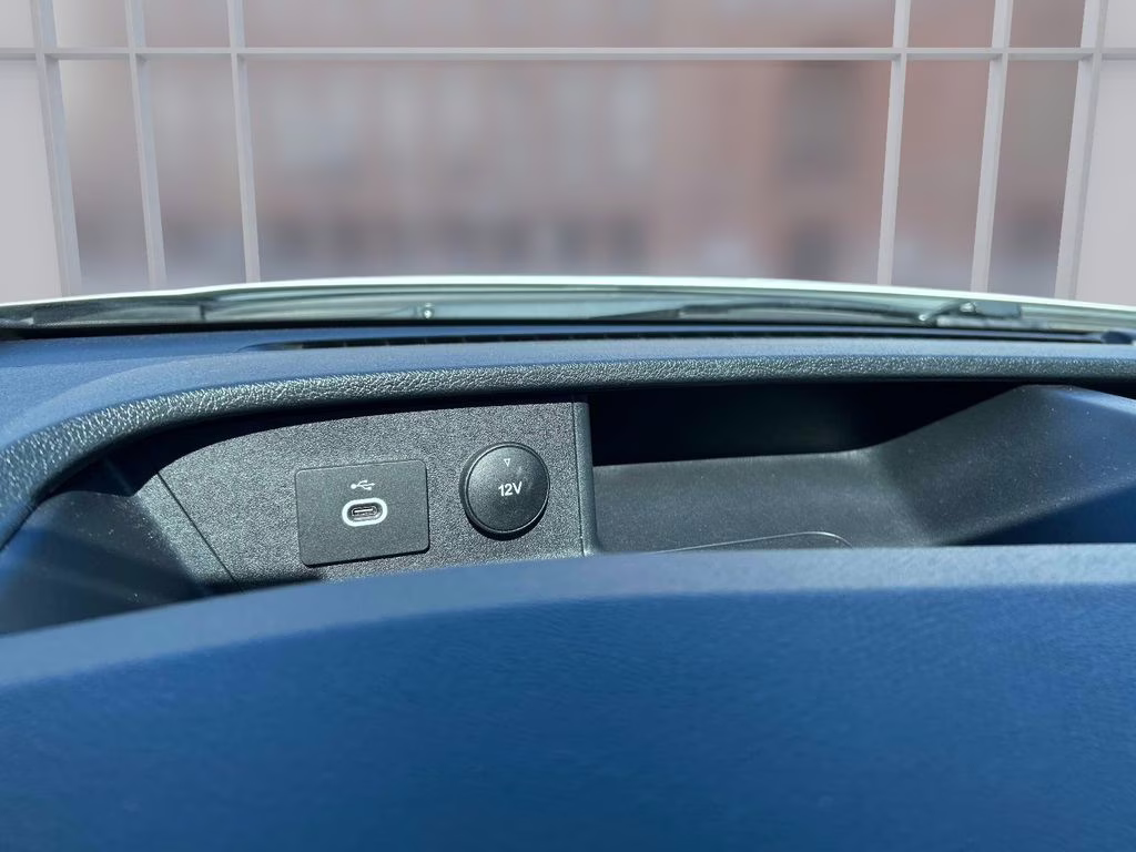 2023 Oxford White Ford Transit-350 XLT RWD Crossover