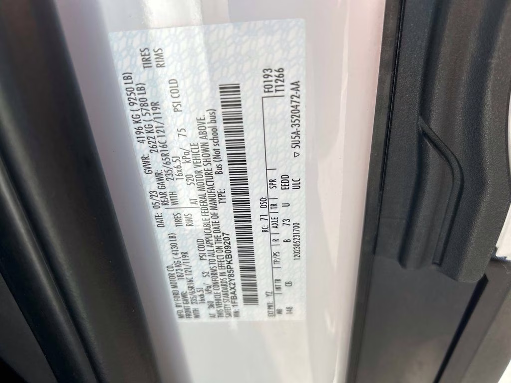 2023 Oxford White Ford Transit-350 XLT RWD Crossover