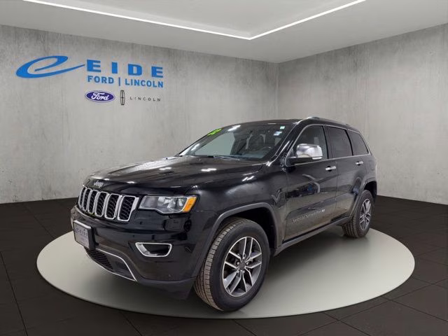 2022 Diamond Black Crystal Pearlcoat Jeep Grand Cherokee WK Limited 4X4 SUV