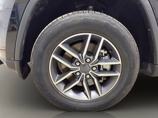 2022 Diamond Black Crystal Pearlcoat Jeep Grand Cherokee WK Limited 4X4 SUV