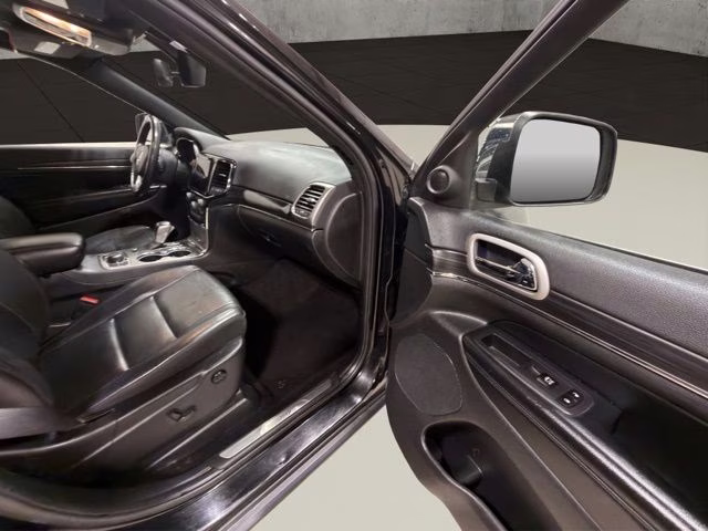 2022 Diamond Black Crystal Pearlcoat Jeep Grand Cherokee WK Limited 4X4 SUV