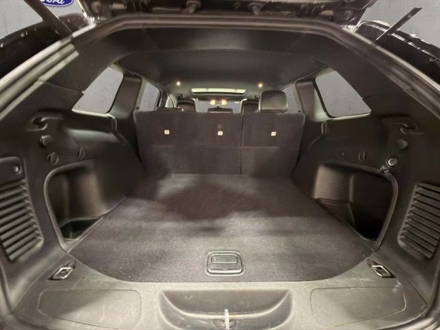 2022 Diamond Black Crystal Pearlcoat Jeep Grand Cherokee WK Limited 4X4 SUV