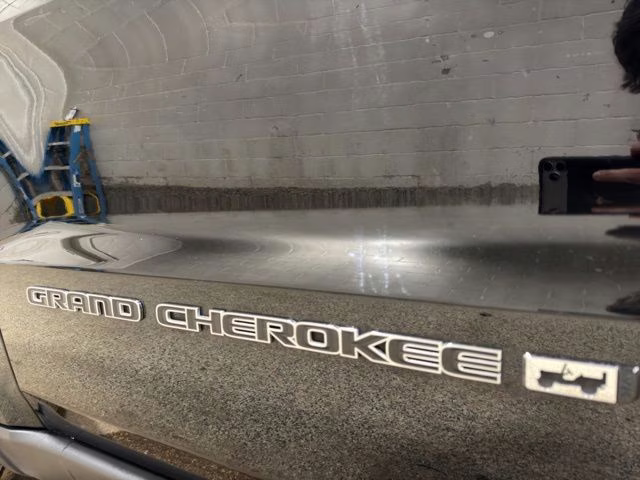 2022 Diamond Black Crystal Pearlcoat Jeep Grand Cherokee WK Limited 4X4 SUV