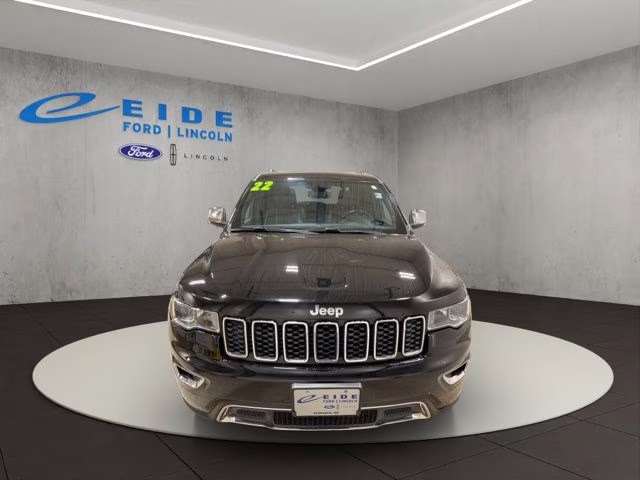 2022 Diamond Black Crystal Pearlcoat Jeep Grand Cherokee WK Limited 4X4 SUV