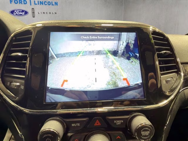 2022 Diamond Black Crystal Pearlcoat Jeep Grand Cherokee WK Limited 4X4 SUV