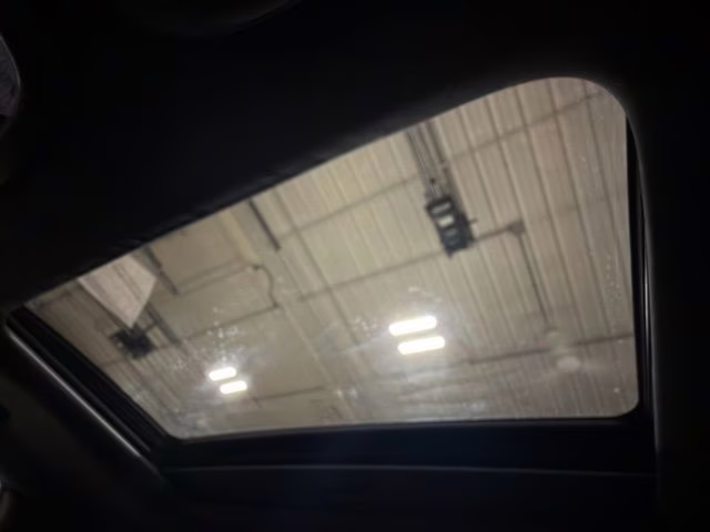 2022 Diamond Black Crystal Pearlcoat Jeep Grand Cherokee WK Limited 4X4 SUV