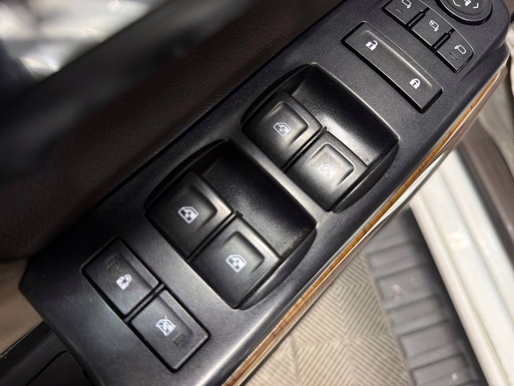 2016 Summit White GMC Sierra 1500 SLT 4X4 Truck